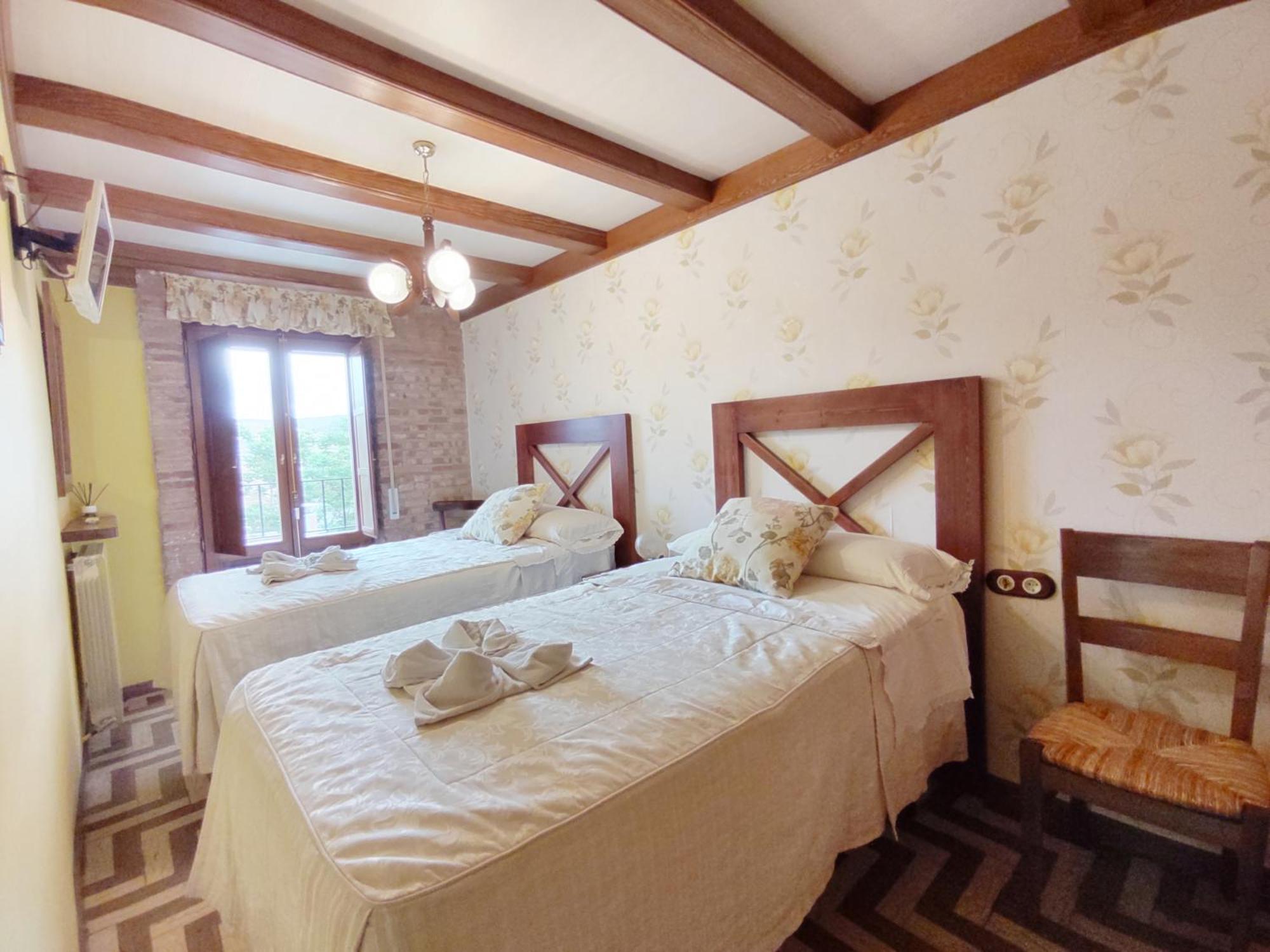 La Alcoba De Becquer Guest House เบรา เด มองกาโย ภายนอก รูปภาพ