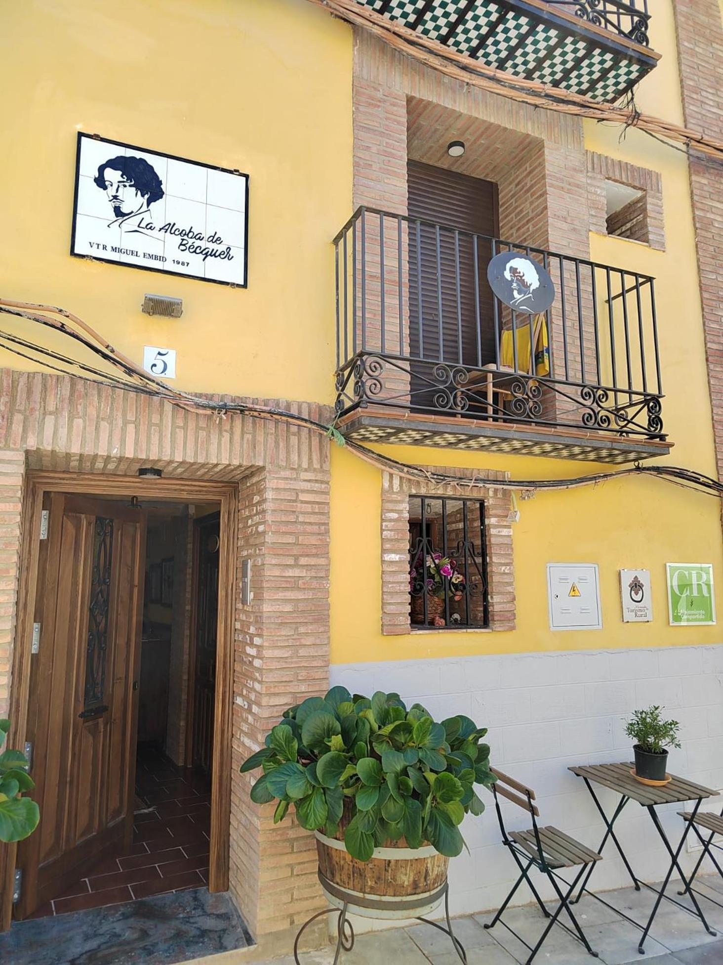 La Alcoba De Becquer Guest House เบรา เด มองกาโย ภายนอก รูปภาพ