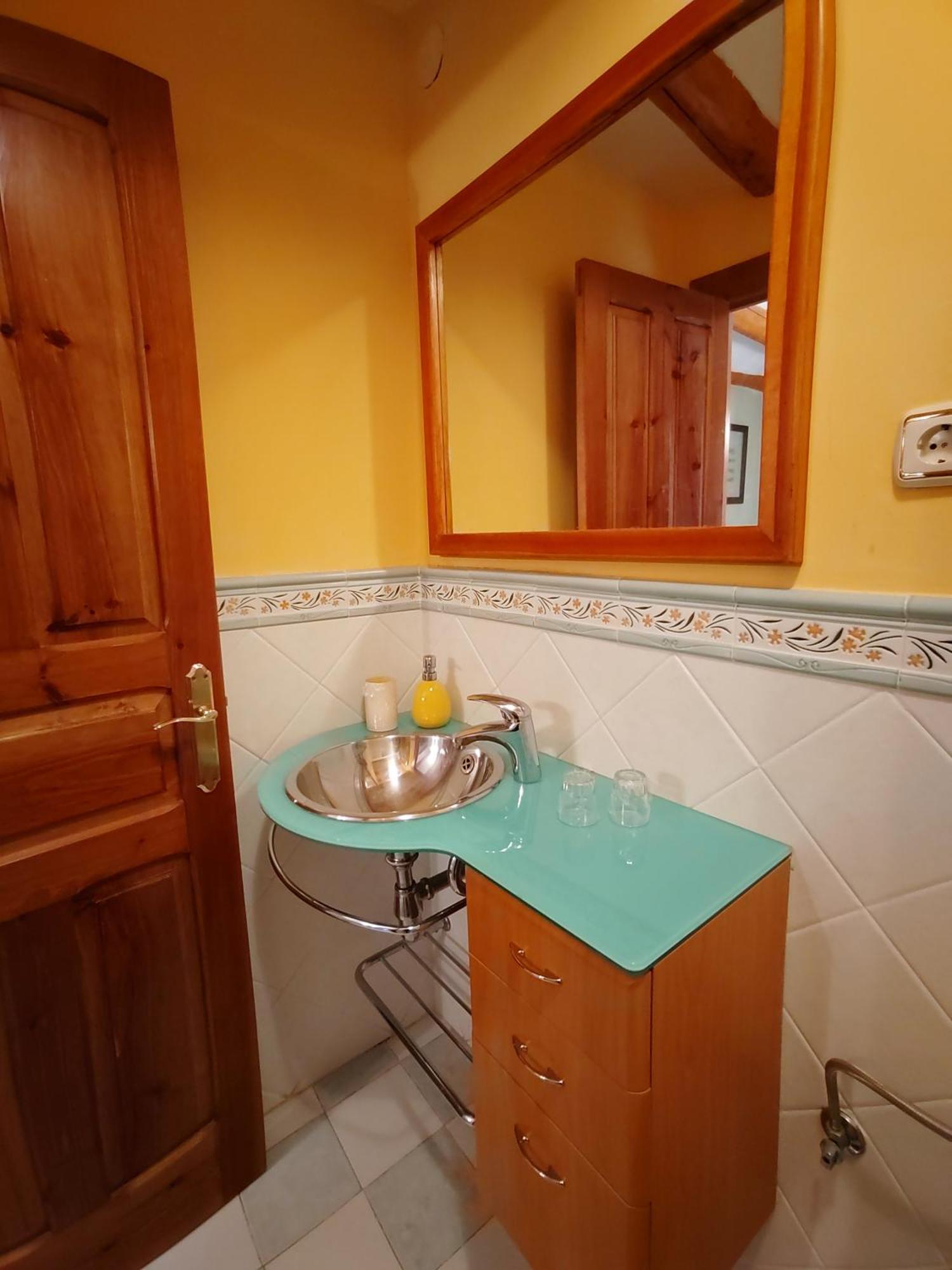 La Alcoba De Becquer Guest House เบรา เด มองกาโย ภายนอก รูปภาพ