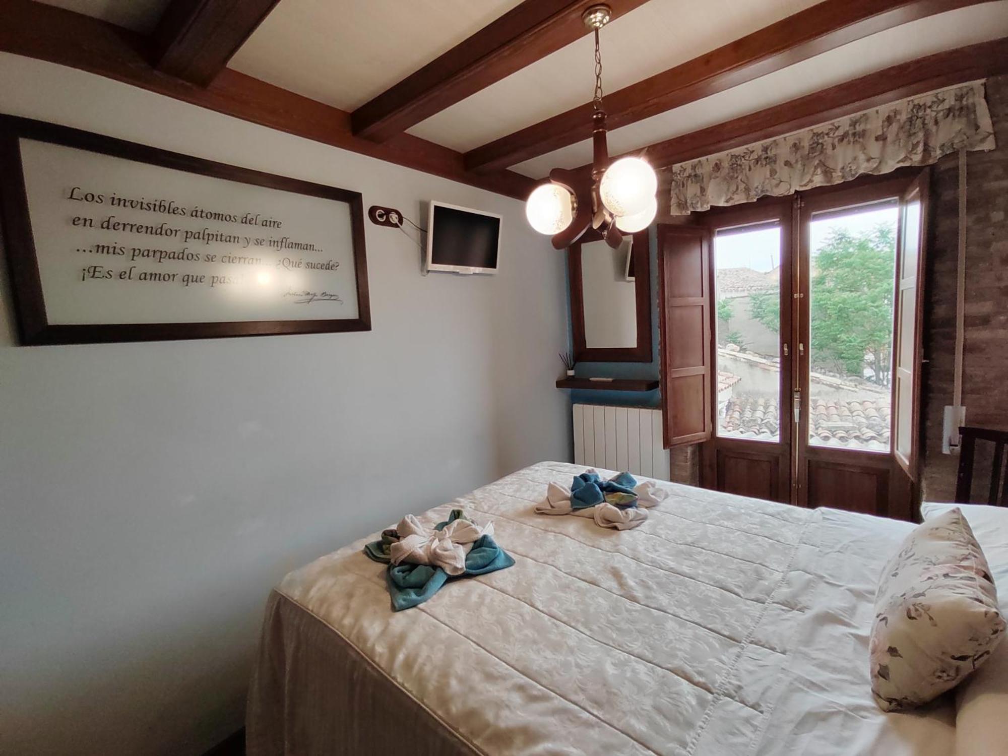 La Alcoba De Becquer Guest House เบรา เด มองกาโย ภายนอก รูปภาพ