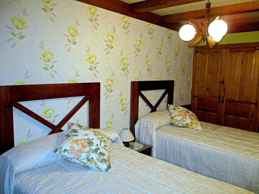 La Alcoba De Becquer Guest House เบรา เด มองกาโย ภายนอก รูปภาพ