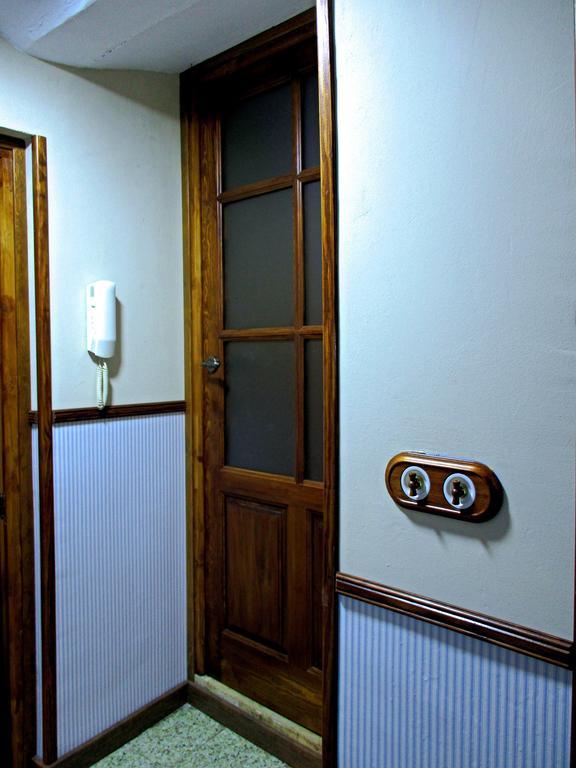La Alcoba De Becquer Guest House เบรา เด มองกาโย ภายนอก รูปภาพ