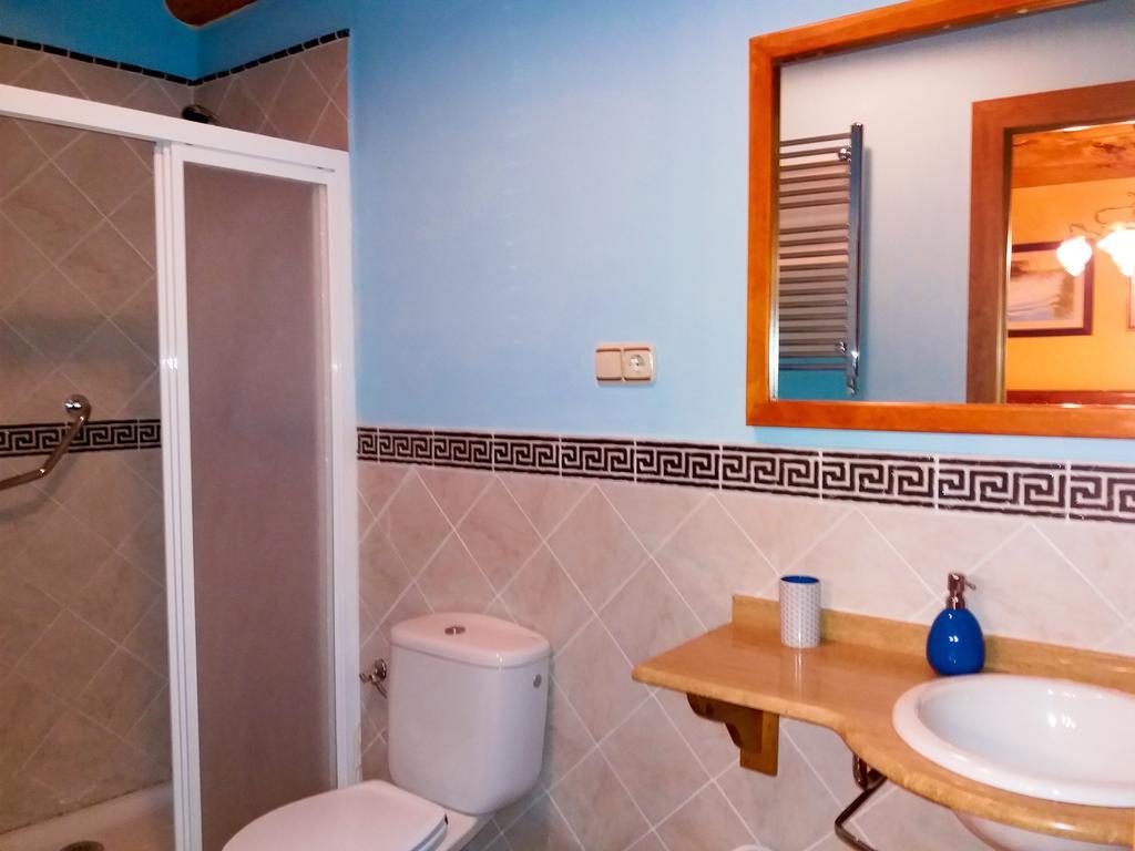 La Alcoba De Becquer Guest House เบรา เด มองกาโย ภายนอก รูปภาพ